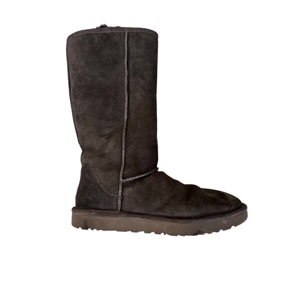 UGG Classic Tall sheepskin boots, cozy fur; leather boots; size 11, Black - Picture 1 of 12